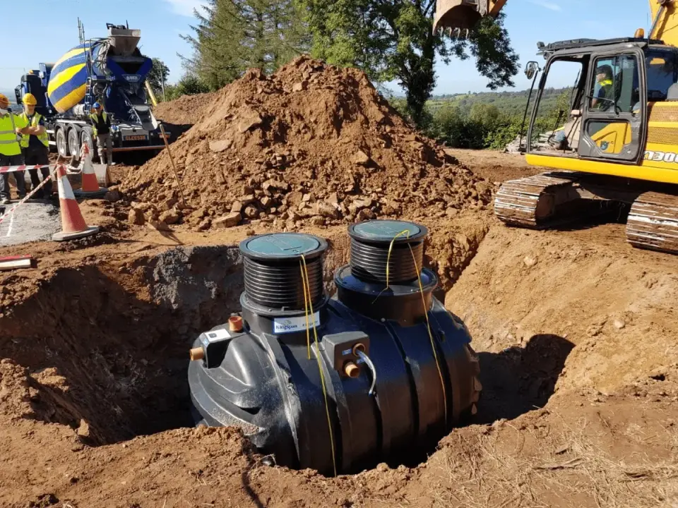 Ile kosztuje przydomowa oczyszczalnia ścieków i co wybrać?